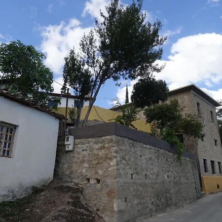 Villa The Old Olive Mill House Aegae Esterno foto