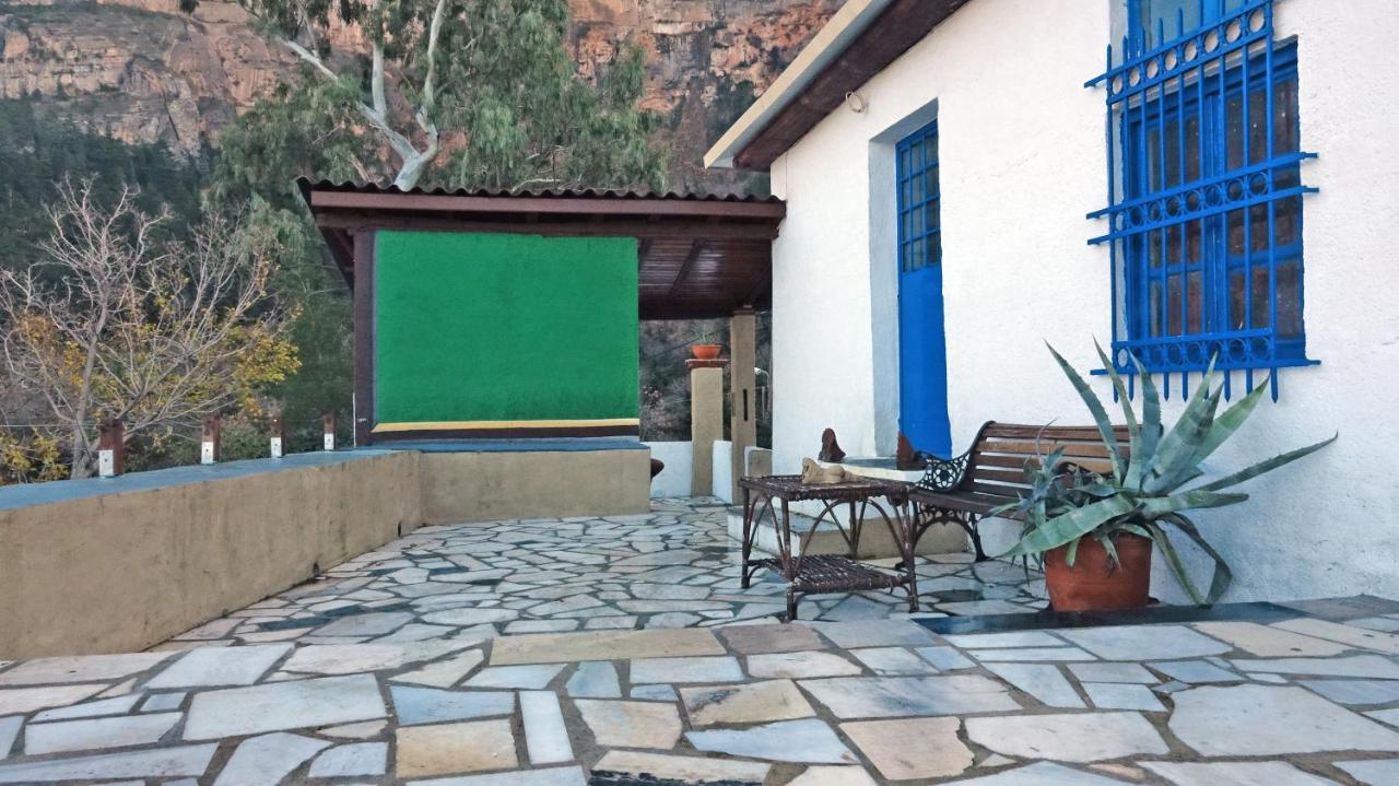 Villa The Old Olive Mill House Aegae Esterno foto
