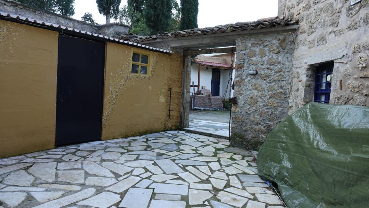Villa The Old Olive Mill House Aegae Esterno foto
