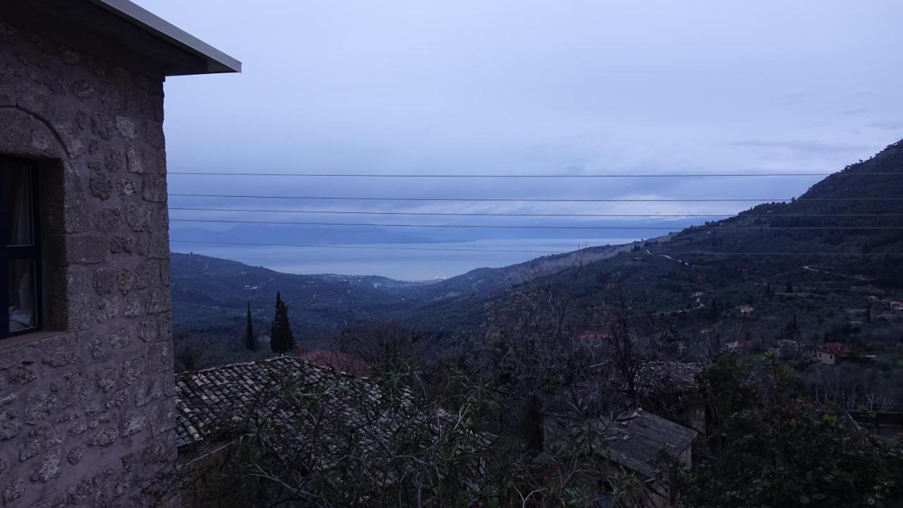 Villa The Old Olive Mill House Aegae Esterno foto